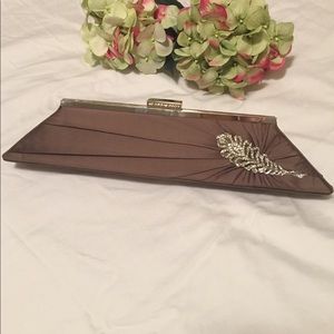 Inge Christopher purse